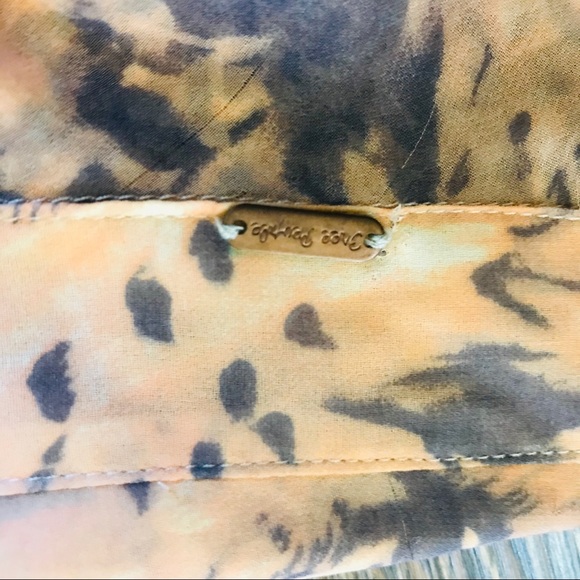 Free people sheer coral & gray patterned button up - Picture 5 of 7